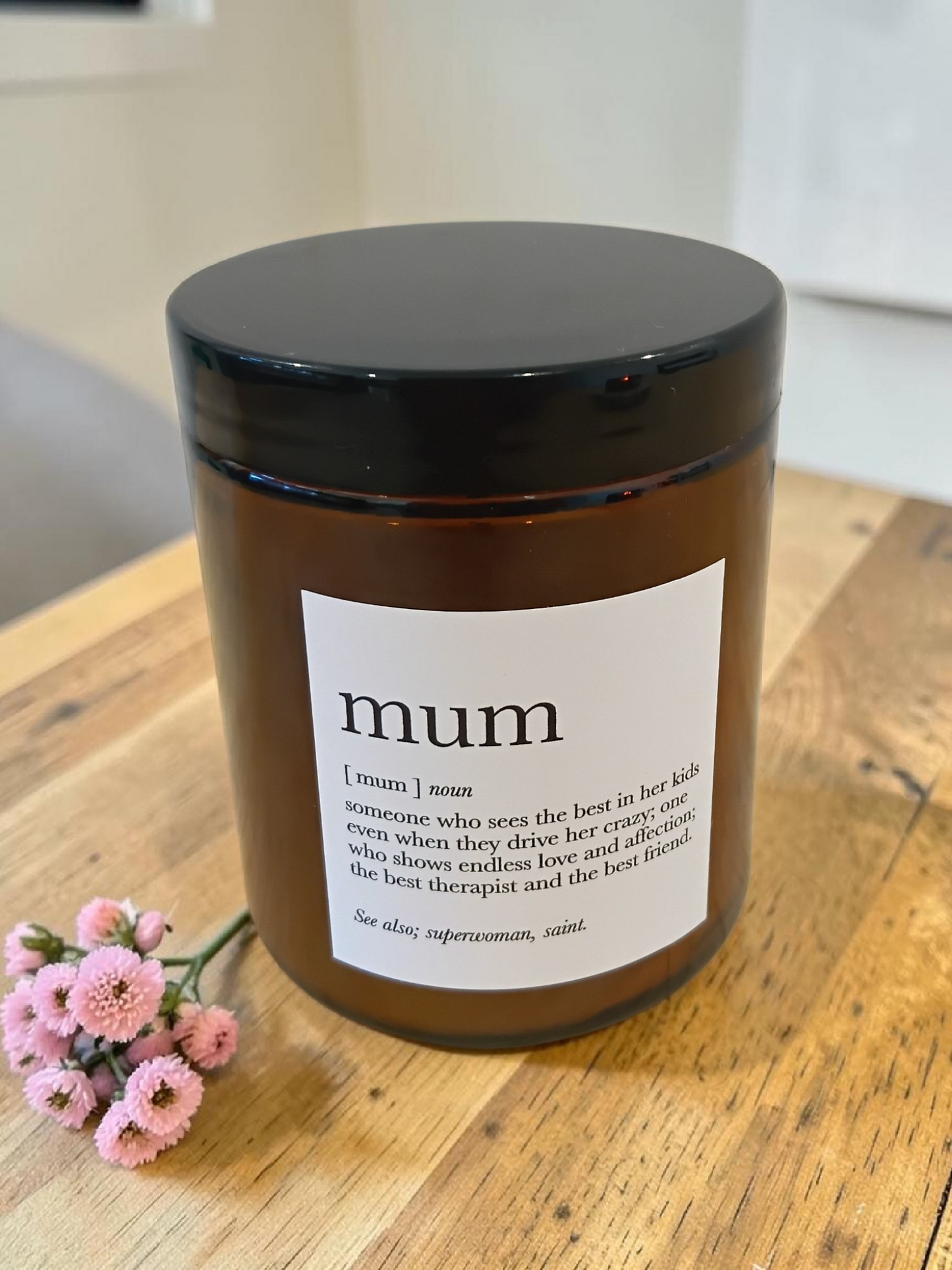 The Mum candle