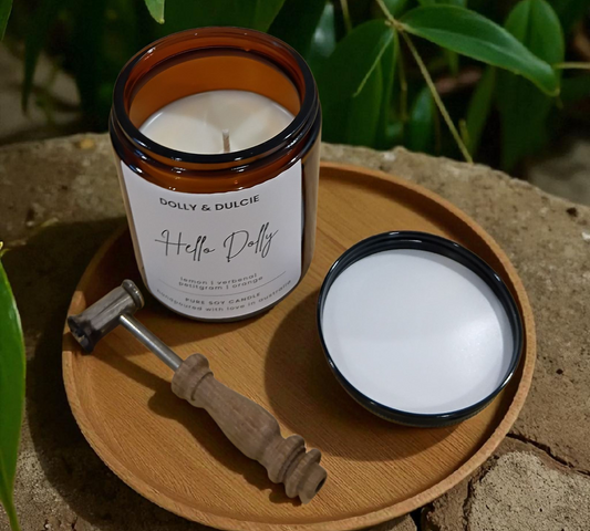 Hello Dolly candle